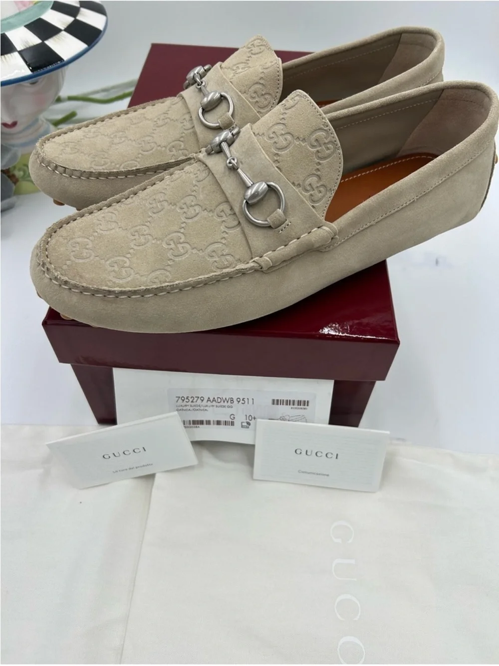 Men’s Gucci suede oatmeal horse bit driver loafer size 10.5 fits 11.5 US
